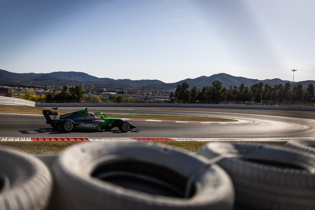 GRSTeam_'s tweet photo. Testing done 💯

All set for tomorrow! We are determined to give our best 💪🏻

#GRSTeam #F4Spain https://t.co/sljcVqgIZe