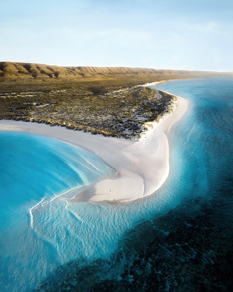 TGIF! Another week, another weekend! 🔥🚀🥳🍾😎 Enjoy your time off with family and friends, and don't forget to get out there to explore our natural world's infinite beauty!✨
Image Credit: Merr Watson    <a href="/MerrWatson/">Merr Watson</a>