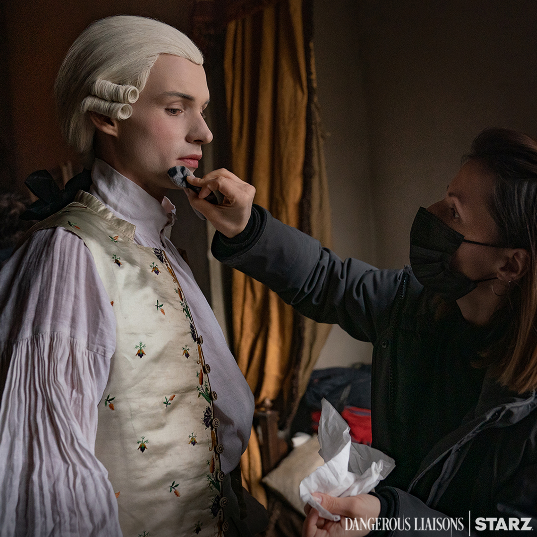 DangerousSTARZ's tweet photo. Don’t mind these unsolicited BTS pics do you? 😏 #DangerousLiaisons https://t.co/K2CCv0kVuK