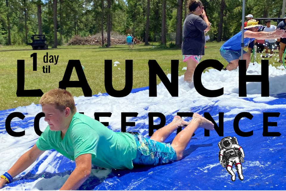 LaunchSnba's tweet image. As we slide into the weekend, we are setting up putting final touches on everything. Pray for breakout speakers, Jared, the band, the leaders, and most importantly the students!