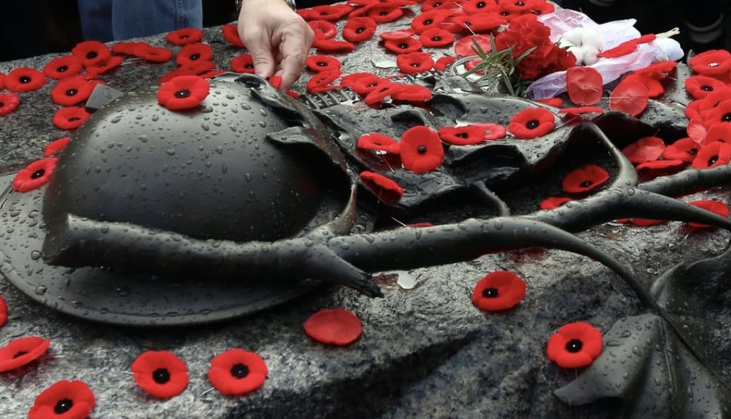 724Networks's tweet photo. Today we pause to remember and reflect the sacrifice of our fallen in service of our country. Lest we forget. https://t.co/UGuxaWmhlJ
