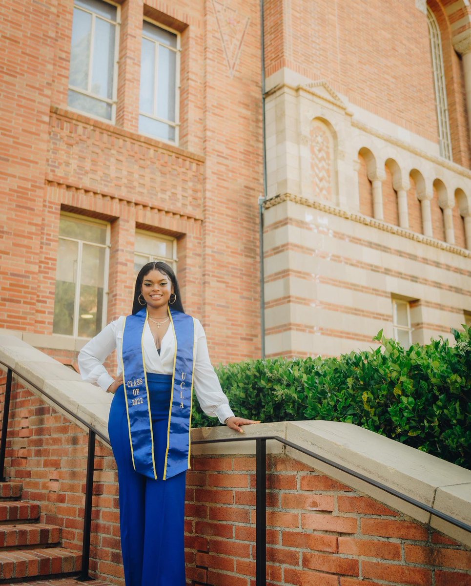 breahna_j's tweet photo. UCLA Alum ‘22 https://t.co/6wMlh6srtl