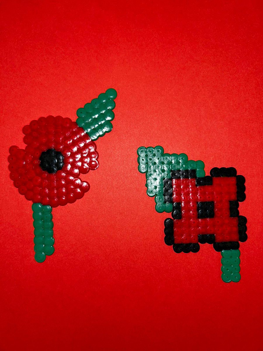 OTCWP1's tweet photo. This morning, patients on Lakefield ward created poppy designs using hama beads, before turning them into keyrings. They also held a 2 minute silence to mark the end of World War 1 in 1918. #HowWillYouRemember? #ArmisticeDay2022 https://t.co/yLUoHoCYli