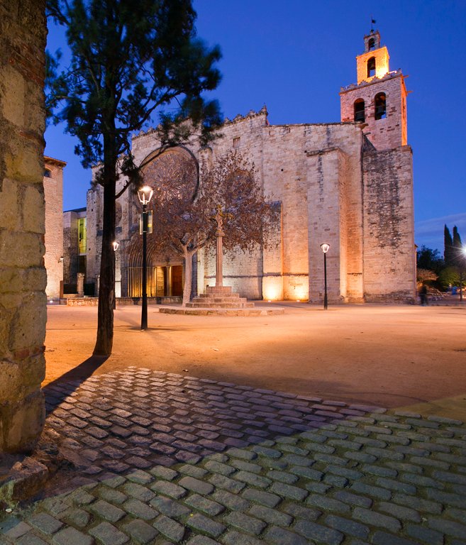 #Taldiacomavui del 1006 va néixer l'Arquitectura Catalana, perquè l'arquitectura no és res més que allò que fan els arquitectes i el primer arquitecte de la Història de Catalunya, en Fedanci, aparegué al Monestir de Sant Cugat del Vallès un 11 de novembre de fa 1.016 anys. Fil 📜