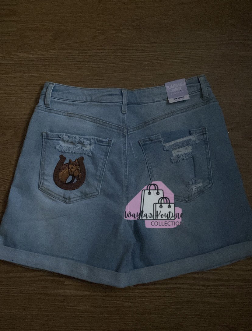 waylaskouture's tweet photo. Rodeo custom shorts😍😍 https://t.co/C4zir5EnnR