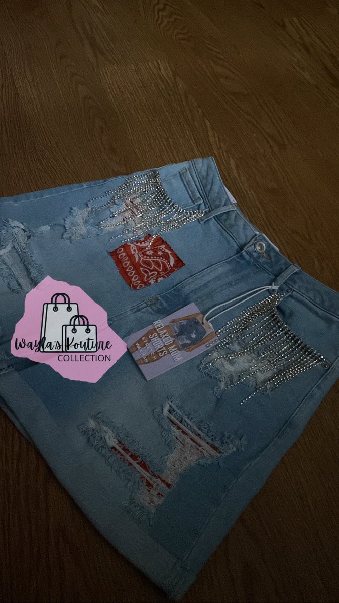 waylaskouture's tweet photo. Rodeo custom shorts😍😍 https://t.co/C4zir5EnnR