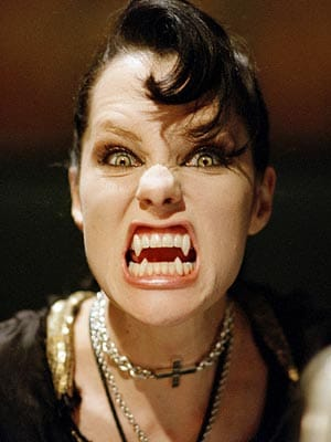 Happy Birthday to the lovely Parker Posey
Born on November 8th, 1968 