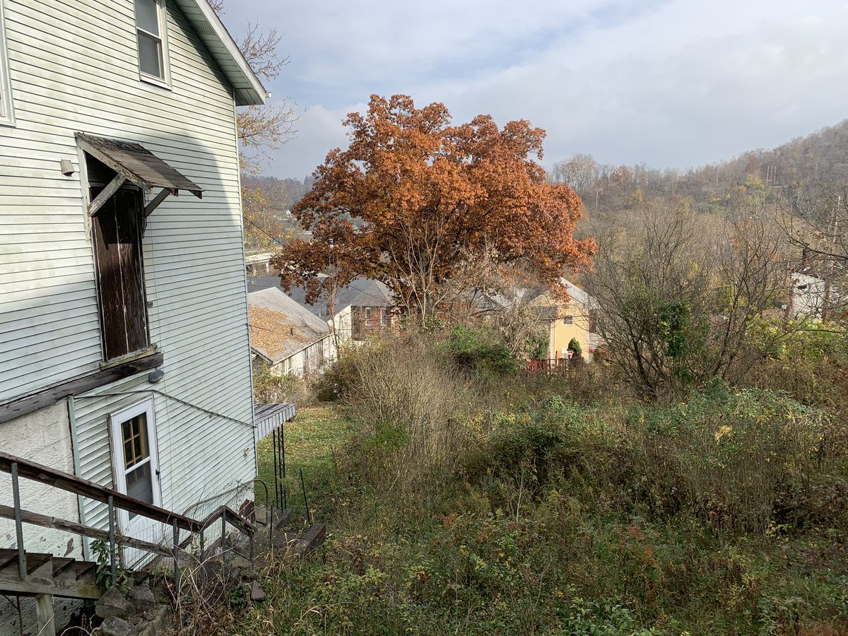 NanetteFondas's tweet photo. Here are some more things I love from my journey so far. #FindingJack 
Lind Street today, Wheeling, West Virginia, where they all grew up. https://t.co/Pk8mvcaeau
