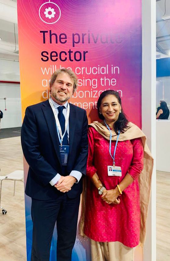 anita_bhatia1's tweet image. Always great to catch up with one of the foremost leaders of development finance @JamesPScriven CEO @BIDInvest. Such happy memories of the time a group of us worked around the clock to deliver #Globallocal. Proud that we partner today to improve the lives of women &amp;amp; girls in LAC.