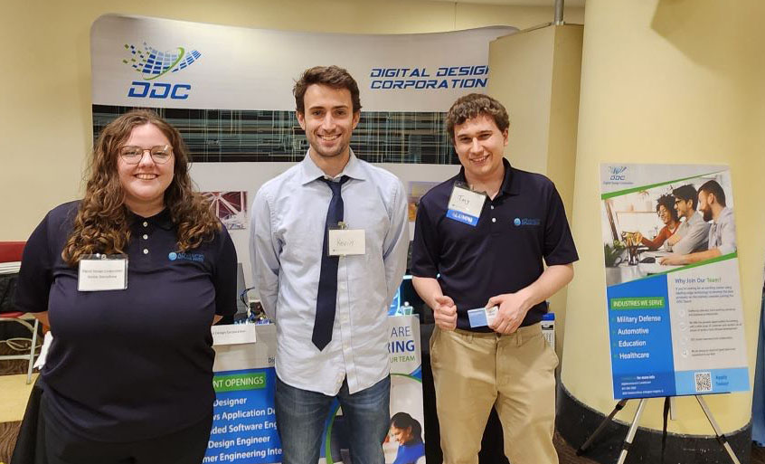 digidescorp's tweet photo. We had such a successful recruiting event at @DePaulUniversity's 2022 career fair!  We are hiring, take a look at our available positions and apply today https://t.co/O9tv0emmwZ https://t.co/O4r7VcsrwU