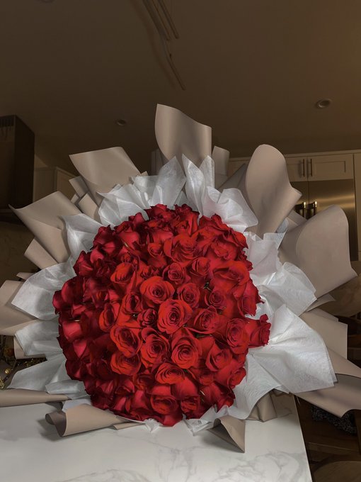 Birthday cake🎂here&rsquo;s to 26🥳 https://t.co/6oEPKtiL8j