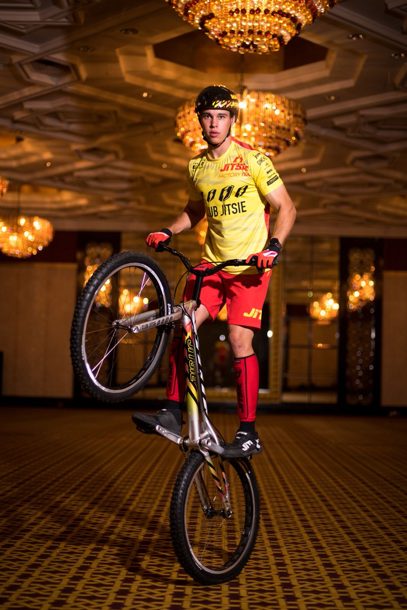 📣En <a href="/MartiVayreda_TM/">Marti Vayreda Team</a> s'ha classificat per final del Mundial de bike trial. La competició es disputarà demà a la tarda a Abu Dhabi i es podrà seguir en directe al local dels <a href="/AlmoGarrotxins/">Almogàvers Garrotxins</a>. 

🗓️Dissabte 12 novembre
⏱️A les 16h 
📍 Local Almogàvers (plaça Mora)

#Olot #esports