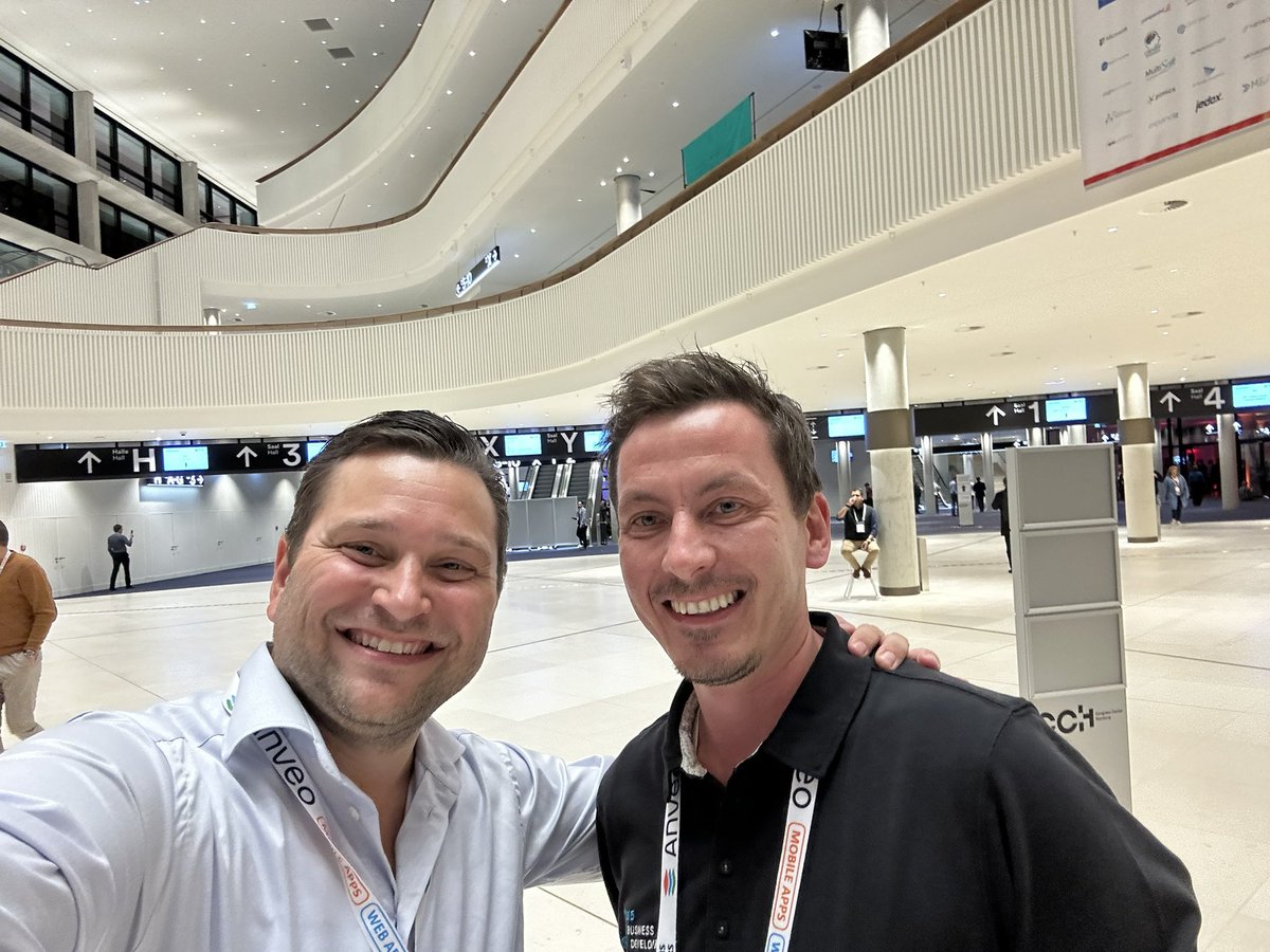 Home again! 🏡 What a wonderful #DirectionsEMEA2022 week it has been! Now I’m in that weird state of being completely worn out and utterly energized at the same time. So many impressions my brain needs to organize. I’m blown away by the ❤️ and the ⚡️ in the #MSDyn365BC community!