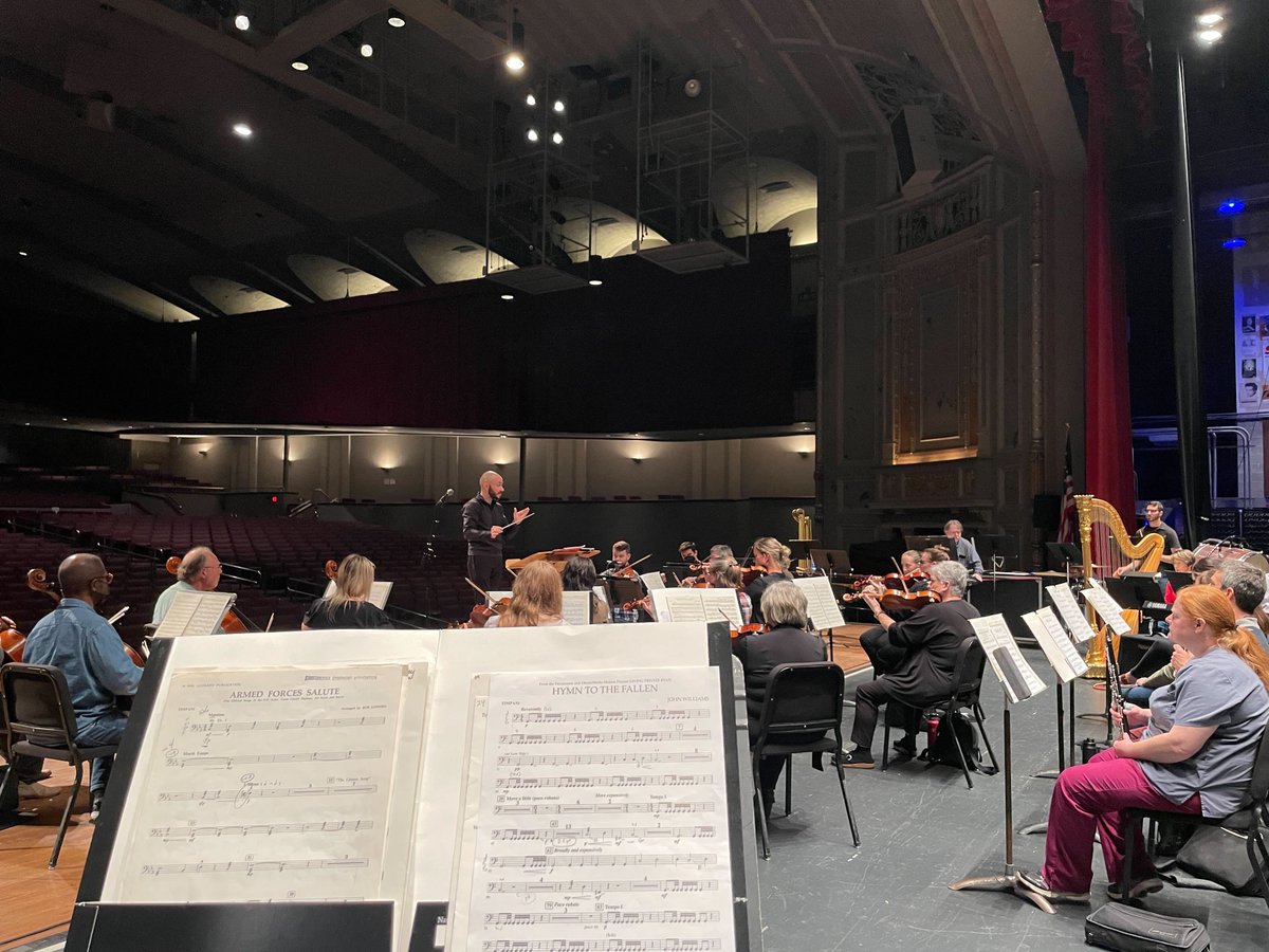 ChattSymphony's tweet photo. One final rehearsal before the audience arrives for our FREE Veteran's Day Concert! We will see you all at Memorial Auditorium at 7:30 PM tonight! https://t.co/apk2OU3SgH