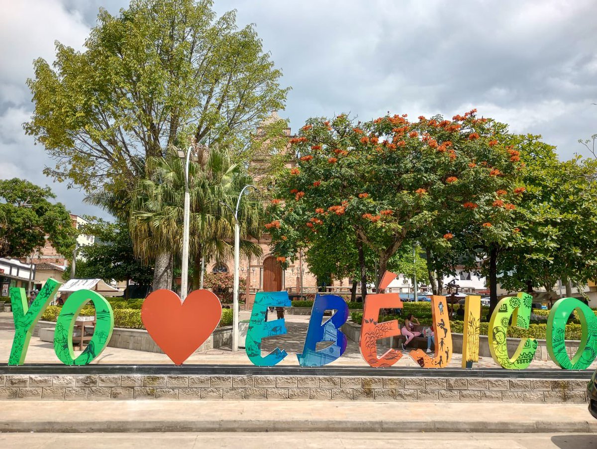 SeguridadAnt's tweet photo. Estamos en #Ebéjico, en la sesión descentralizada de la Asamblea Departamental de Antioquia, mostrando resultados y avances #UNIFICADOS frente a todos los temas de #Seguridad, #Justicia y #Convivencia para la subregión #Occidente
#UNIDOSPorLaSeguridad https://t.co/Ni1fbNa3y8