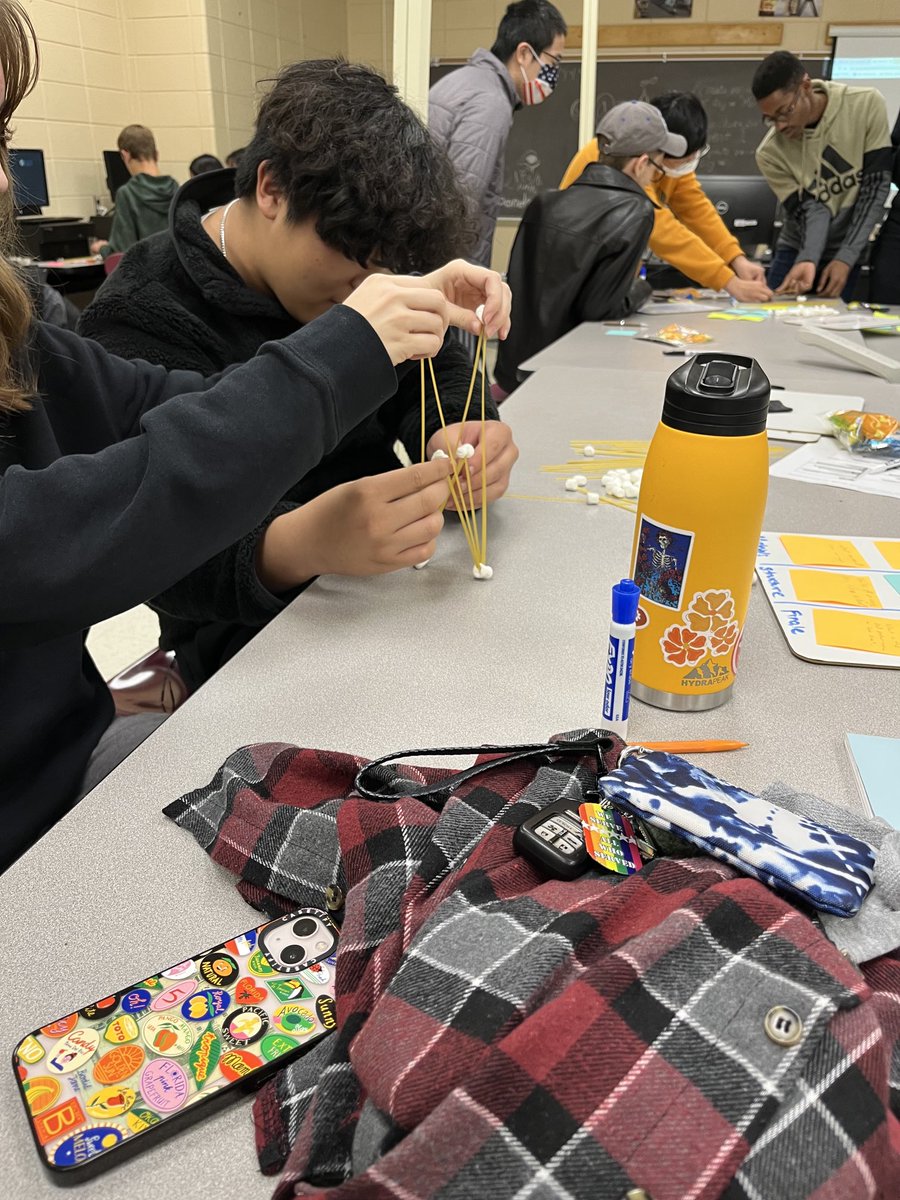pnearyLRHS's tweet photo. Great MESA meeting! Excellent design process session! #MESA ⁦@hcpss_lrhs⁩ ⁦@LRHSPTSA⁩ ⁦@JHUAPL⁩ https://t.co/Ebsp7L7YJj
