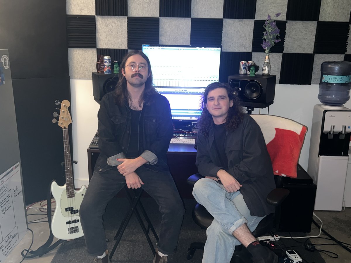 sidestepdog's tweet photo. Jonathan was the best engineer we could ask for. From the amazing space at Quality Time Studios, he kept each of our many sessions under control, providing valuable feedback while we recorded that helped make the songs way better. Pearson helped a bit too. https://t.co/fNnLJRW5Zk