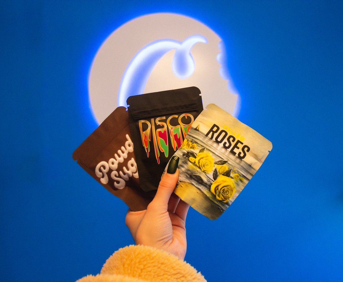 CookiesonHighst's tweet photo. T H A T  N E W  N E W💨🪩💛
Just in time for the weekend!
#eugeneoregon #cookieseugene #cookiesoregon #oregongrown #downtowneugene #cookiesenterprises #cookiesglobal @CookiesRoseCity @cookiescorvall @berner415 @cookiesglobal @BonsaiOregon https://t.co/MtzCjuNJbz