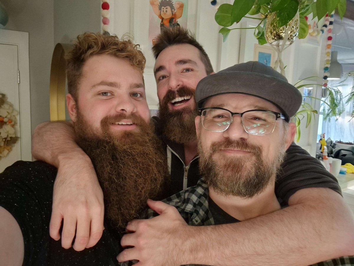 GigglepussGang's tweet image. Oh, hi @StreamsSummer! ❤️