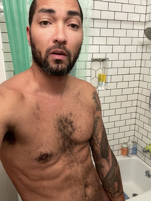 So horny right now and looking for some holes to fill. https://t.co/T35e5aEMsk<a href="/tag/newprofilepic"class="tags"><span>#newprofilepic</span></a>