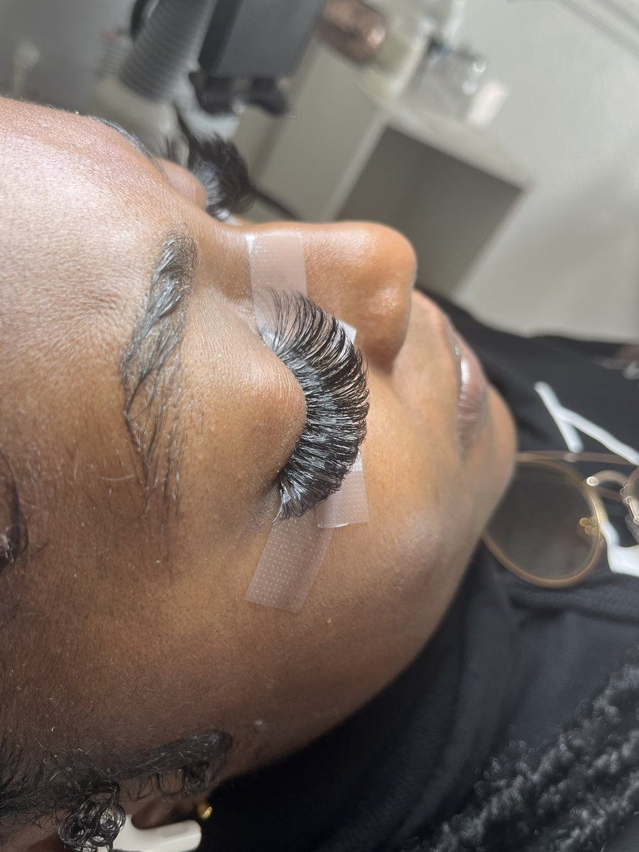 msranique's tweet image. True to this 💪🏾 Volume Mink Extensions 💗✨ it gets better everydayyyyy 😏🔥 

🌐 TressesBeautyBar242.com for appointments 🙌🏾  #MinkExtensions 📍Freeport ✨