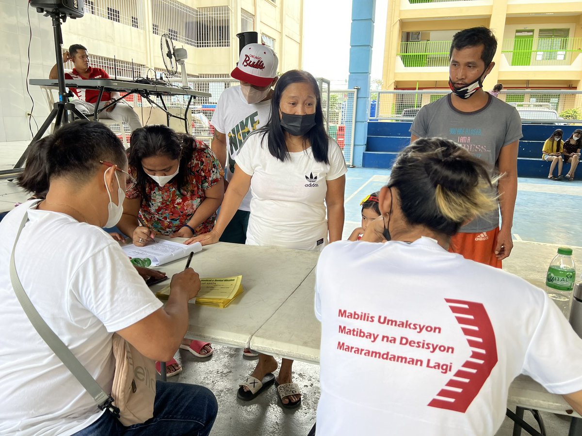 SKMalanday's tweet photo. HAPPENING NOW | Medical Mission, Free Check-up, Laboratory Services and Women’s Wellness courtesy of Cong. @rex_gatchalian at 3S Malanday Covered Court. 💊🩺
Tara po at magpacheck-up para pangalagaan ang ating kalusugan natin.
#SharingisCaring2022
#ExperienceMalanday https://t.co/TVHsaOa3Dg