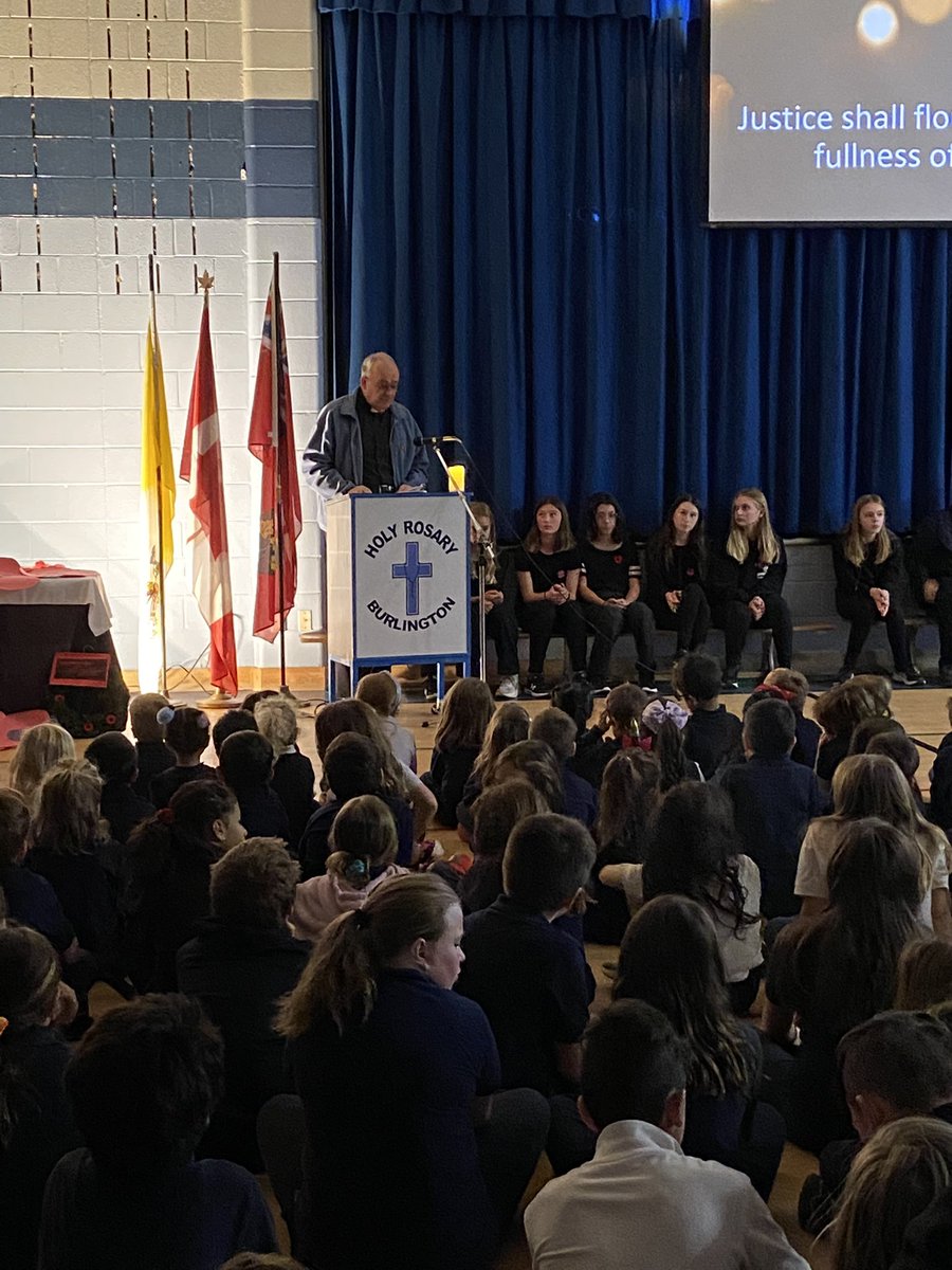 We Remember 🇨🇦 
Beautiful job, Gr. 7/8 ❤️ <a href="/HRBurlington/">Holy Rosary</a>