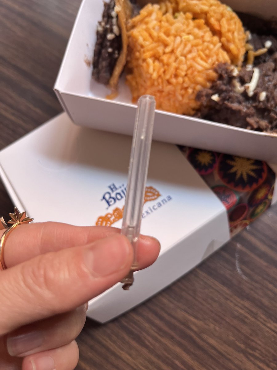 ✧✬★ claudia medellín ★✬✧ tweet media