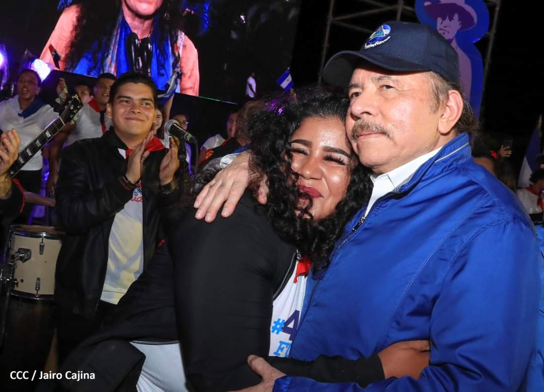 <a href="/Atego16/">@🅰🆃🅴🅶🅾 🇳🇮</a> <a href="/superfrog89/">S̲u̲p̲e̲r̲f̲r̲o̲g̲8̲9̲</a> <a href="/EdgardSolorzan2/">Edgard Solorzano 🇳🇮</a> <a href="/SicxfredoToledo/">Sicxfredo Toledo</a> <a href="/jguevaraNic/">AИTOИIO ⅁UƎVAЯA❤🖤✌🏽🇳🇮</a> @Vladimirtzo <a href="/RDRFSLN_/">RDRFSLN_🇳🇮❤🖤</a> <a href="/huella_sandinis/">HUELLA SANDINISTA🇳🇮</a> <a href="/LaZelayita/">La Zelayita 🇳🇮</a> <a href="/Elchinonica/">Carlos Córdoba ✊</a> <a href="/YaderEspinoza01/">𝓨𝓪𝓭𝓮𝓻 𝓔𝓼𝓹𝓲𝓷𝓸𝔃𝓪 🇳🇮☀️</a> <a href="/triunfo79/">❤🖤 Luciana 🇳🇮</a> <a href="/vanepaznic/">✌🆅🅰🅽🅴🆂🆂🅰 🅿🅰🆉🇳🇮🕊</a> Mi Presidente!
#Daniel77TeQueremos 
#UnidosEnVictorias