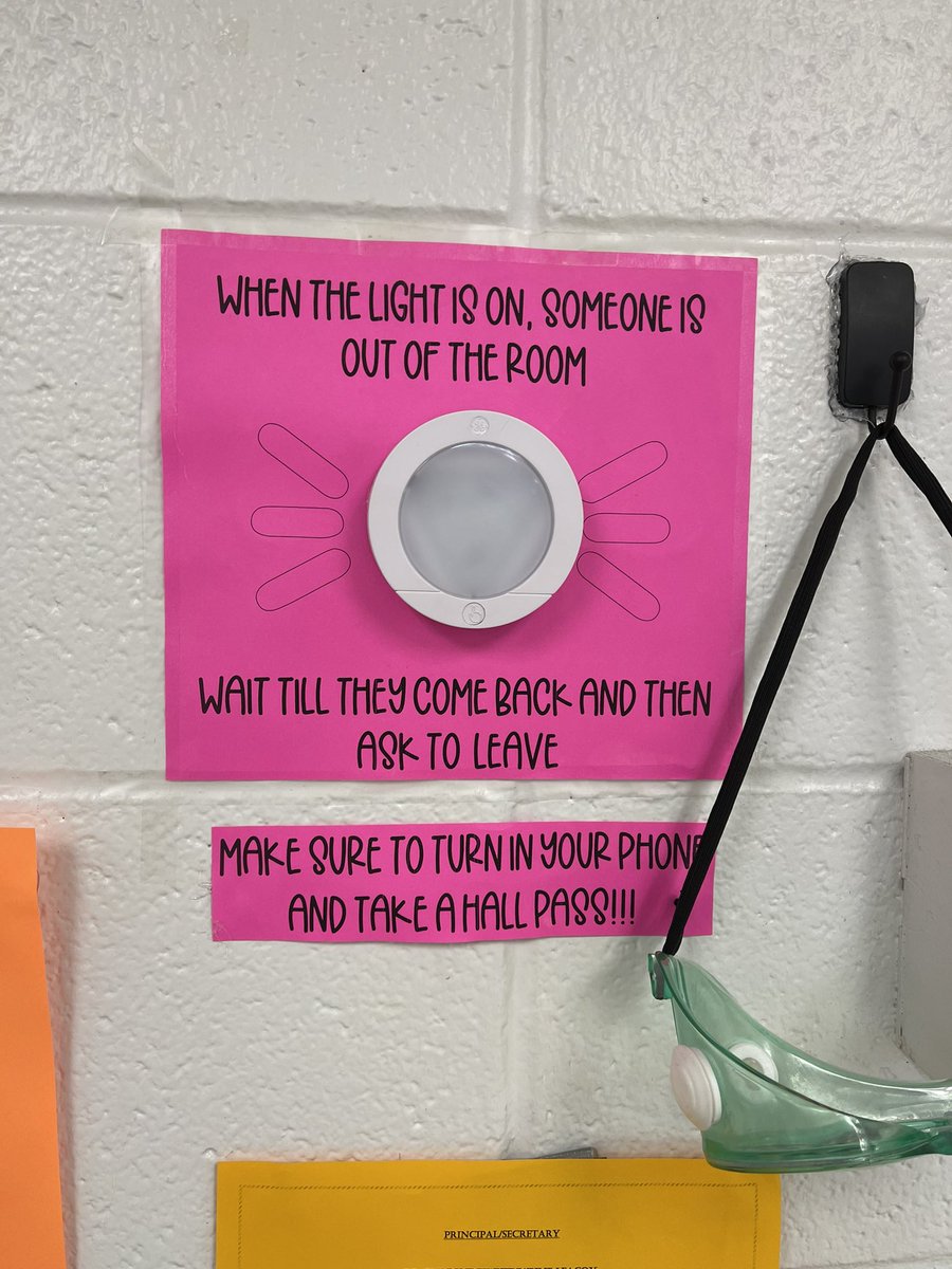 ToddWhitaker's tweet photo. Great idea! The goggles are the hall pass. https://t.co/O3TNmnol7l