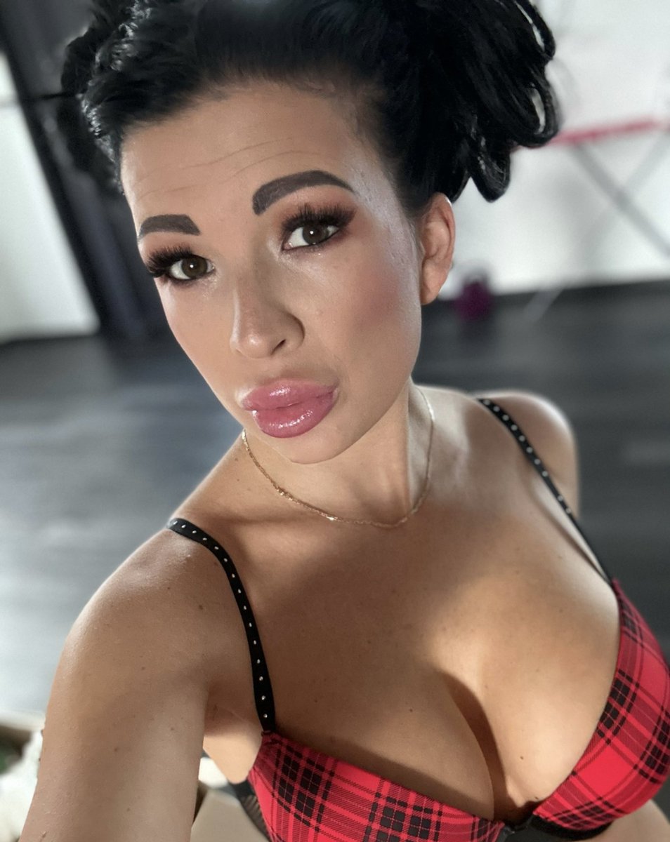 andulasprincess's tweet photo. https://t.co/cvjPOBFXS2
ONLYFANS‼️‼️‼️‼️‼️‼️
#onlyfansgirl #onlyfansbabe #onlyfansFree #onlyfan #onlyfans_girl https://t.co/G0jYVMBhbJ