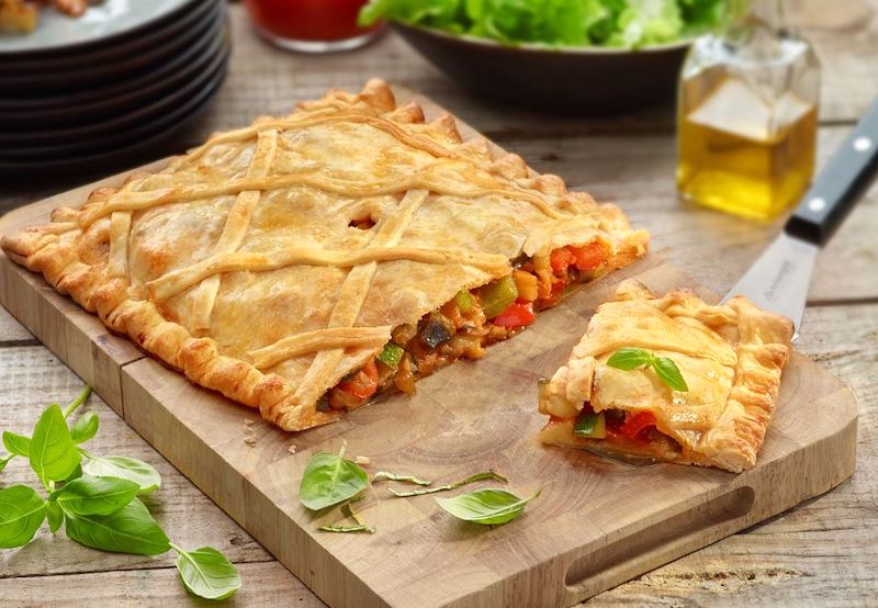 La receta sin desperdicio del día: Empanada con sobras de pisto del día anterior ow.ly/BT3k50LBi3J