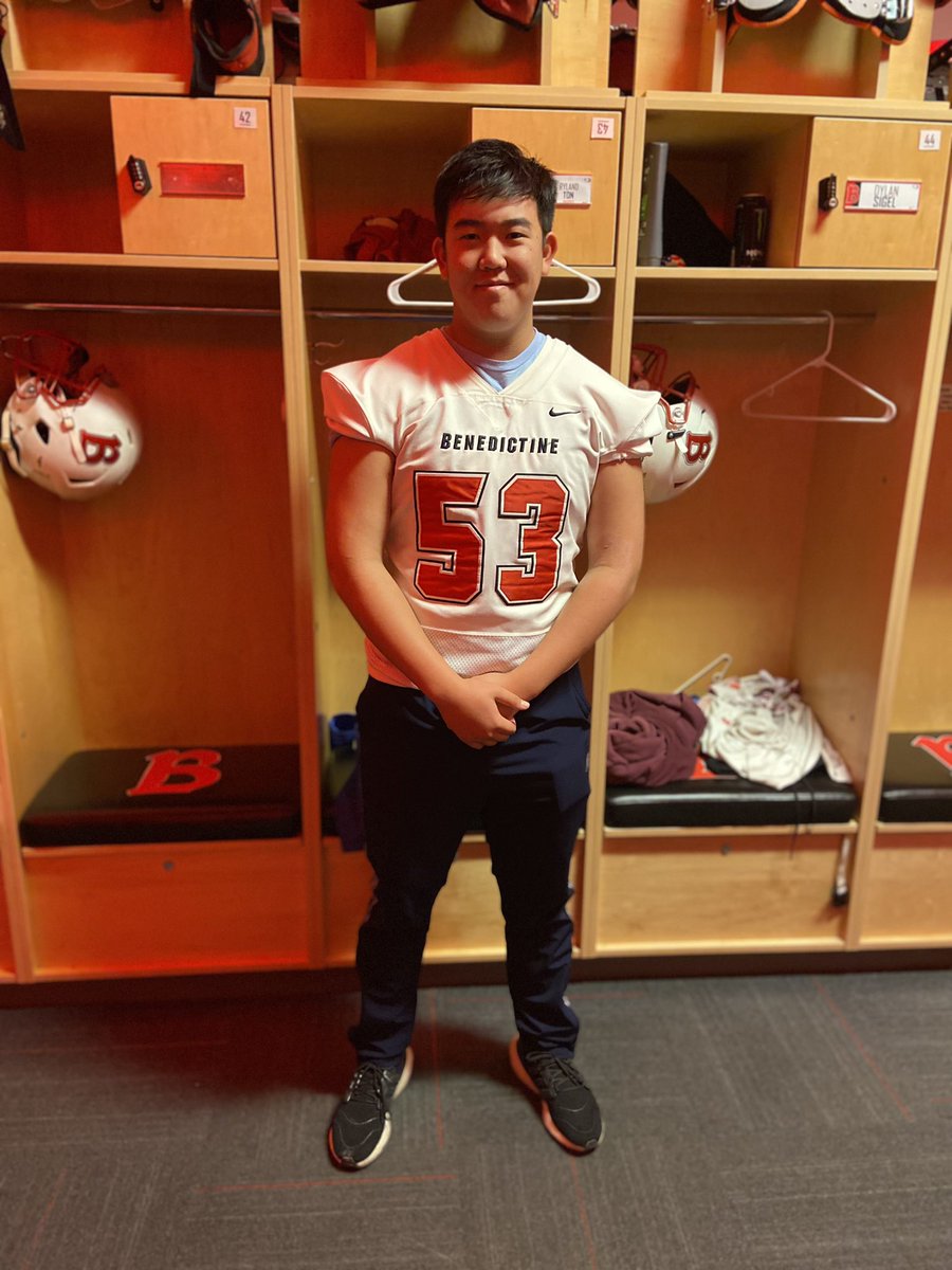 After a great visit at Benedictine University I’m proud to say I’ve received my first offer to play at the collegiate level! Thank you to <a href="/Coach_Schroeder/">Jim Schroeder</a> and @coach_nov for the amazing hospitality! #AGTG #HailBenU  <a href="/RecruitsCenTex/">Coach Jimmy Andrews</a> <a href="/Zoumboukos65/">Peter Zoumboukos</a> <a href="/d_hatcher80/">Coach Hatcher</a> <a href="/Coach_Maldy/">Coach Maldonado</a>