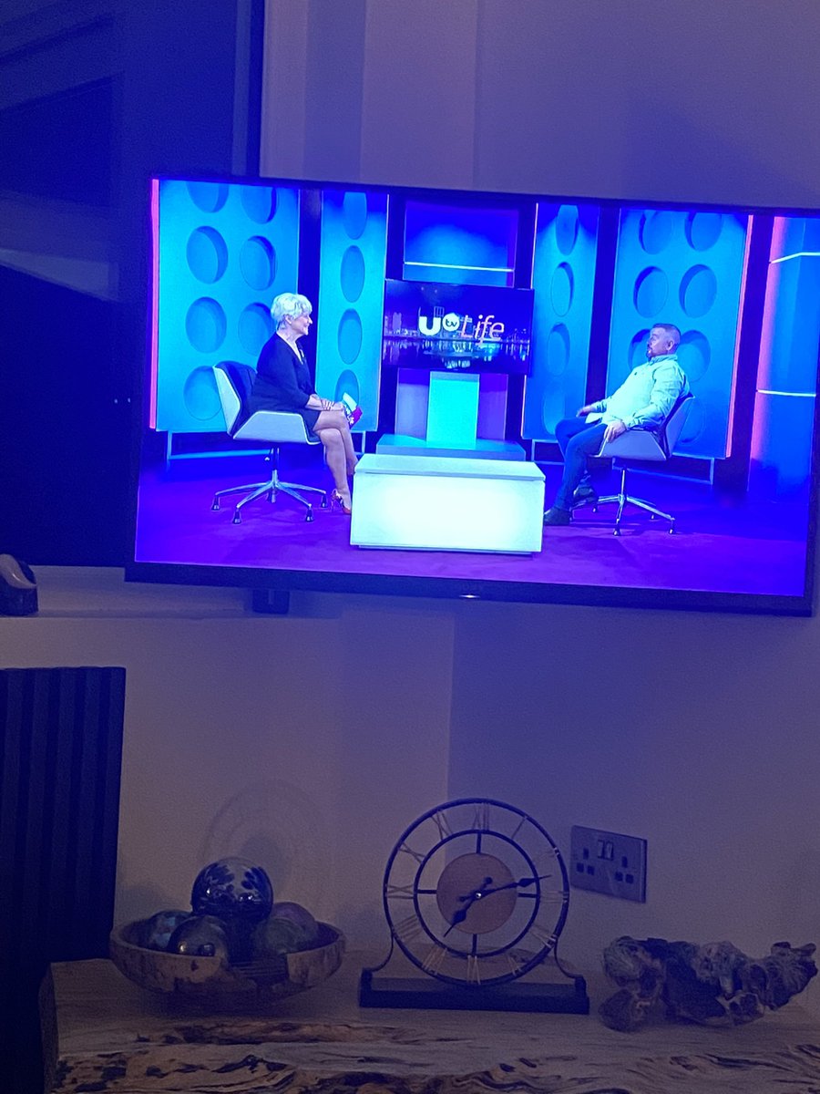 bun_mum's tweet photo. @paddythedagger lighting up the screens tonight!!!👏🏻👏🏻 https://t.co/zbapjGqre4