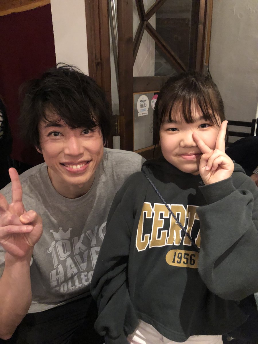 kannanayama's tweet photo. ダンスの先生が主催するショーを見に行って来ました!
みなさん、かっこよすぎ✨✨
終演後のダンサーさんたちと📷
#haveAnicotime #ハブニコ #トーキョーハブニコレクション #山下かんな https://t.co/XCCOlpu0h5