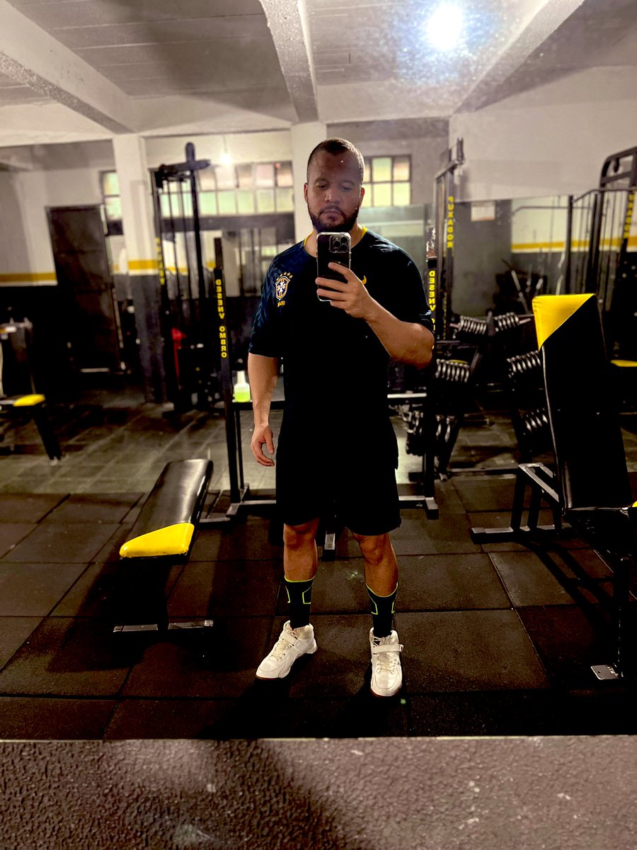 FelipeVadaO's tweet image. #LegDay estilo Vegeta príncipe guerreiro dos #Saiyajins 🔥🤣