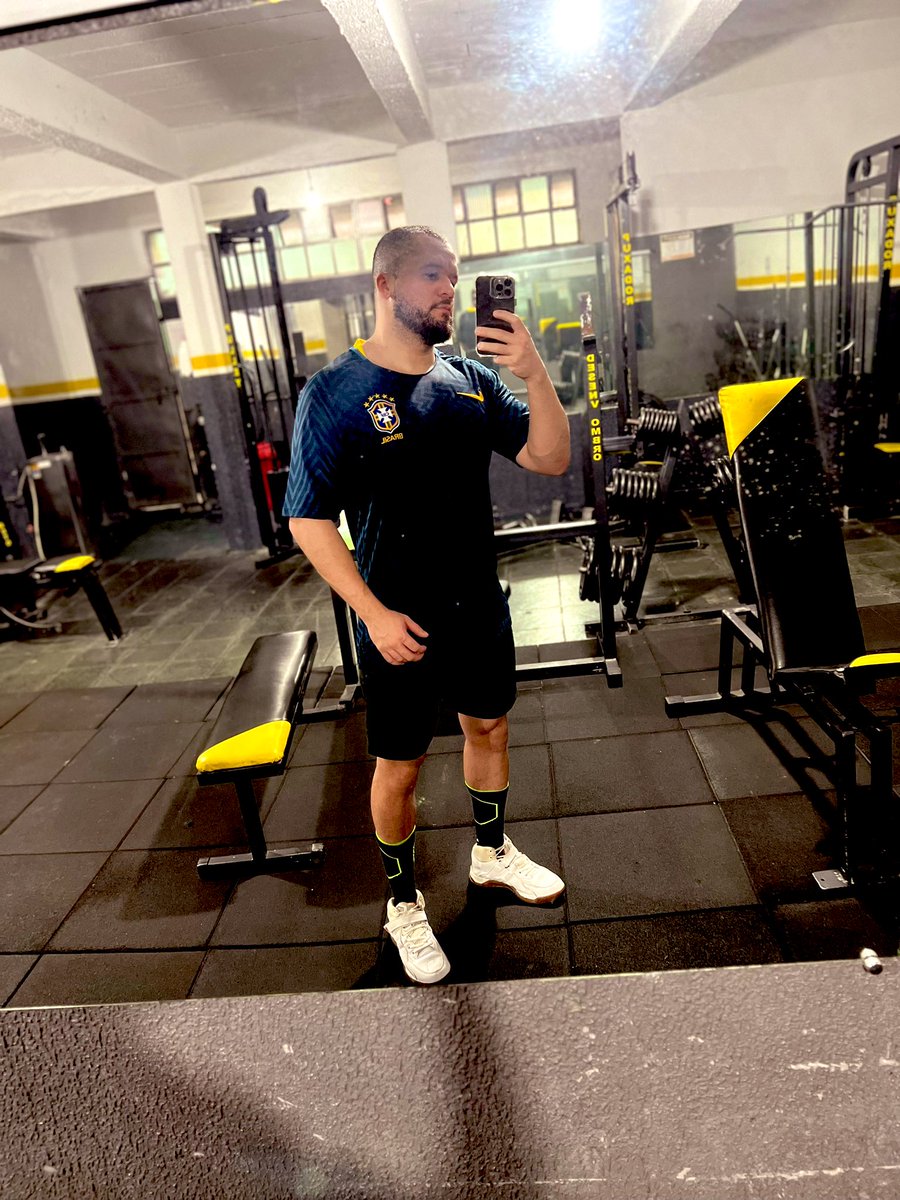 FelipeVadaO's tweet image. #LegDay estilo Vegeta príncipe guerreiro dos #Saiyajins 🔥🤣