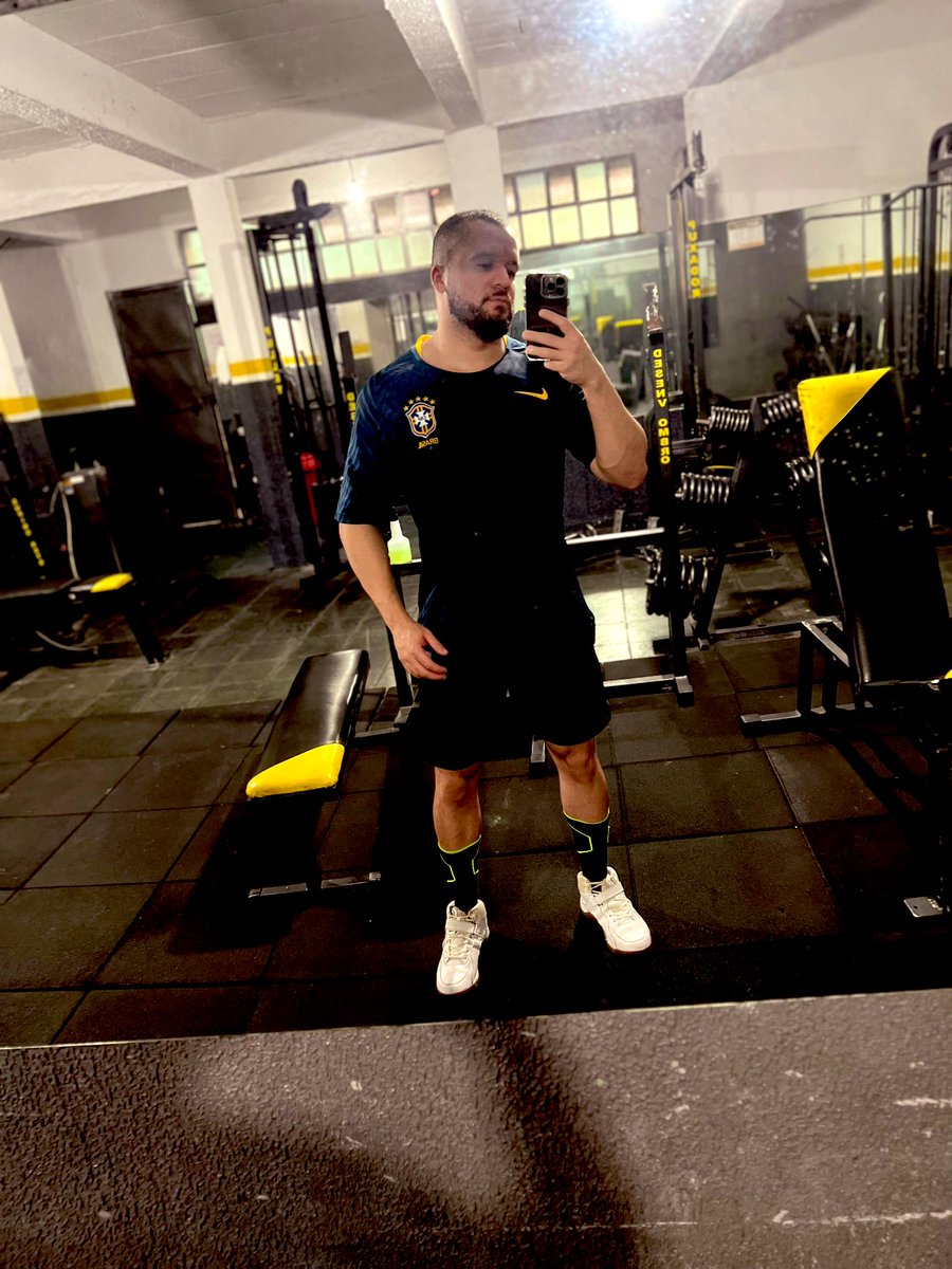 FelipeVadaO's tweet image. #LegDay estilo Vegeta príncipe guerreiro dos #Saiyajins 🔥🤣