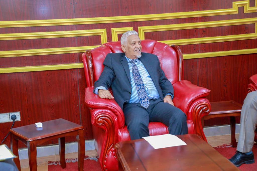 SophieKemkhadze's tweet photo. Grateful to HE Vice-President #Puntland @ahmedkaraash 4 his warm welcome, appreciation 4 @UNDPSomalia 's support on the ground, &amp; sharing his vision on the way fwd. Upcoming elections, RoL, resilience, gender equality &amp;  youth empowerment were in the focus of our discussion; 8/11 https://t.co/eeUiiVOmzX