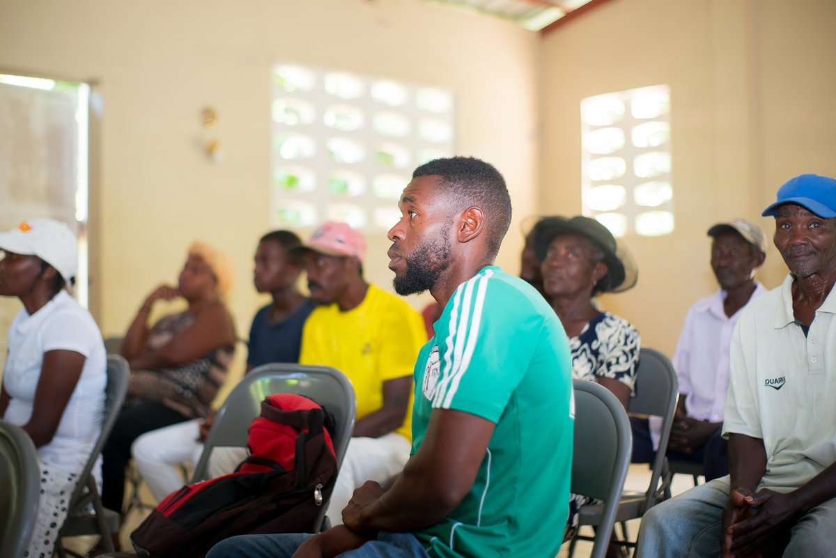 STAIC01's tweet photo. Malgré les circonstances difficiles, nous continuons d'avancer vers nos objectifs. 
Première plantation de Café et l'association des planteurs sont nos priorités pour le moment. 
#investissement #haiti #staic #production #transformation #agriculture https://t.co/VN9ClZJLVb