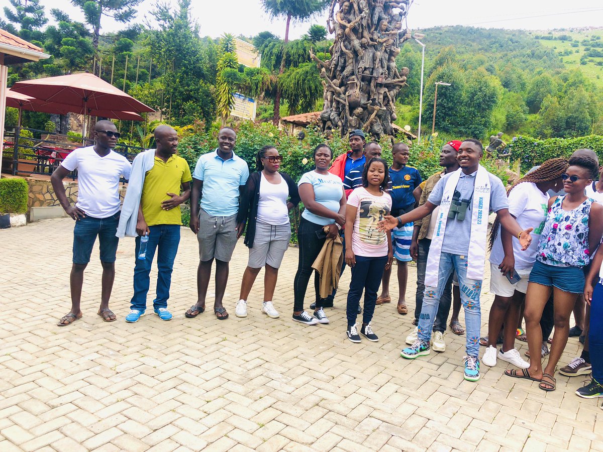 Twindicklee1's tweet photo. I hosted the TPO staff in Kigezi today 🙏and ofcorse as Tourism Prince and Ambassador I took a lead as we toured some tourist attractions in Kigezi 🙏. @LillyAjarova @misstourismUga @tourismgoi https://t.co/d337MwKPmI