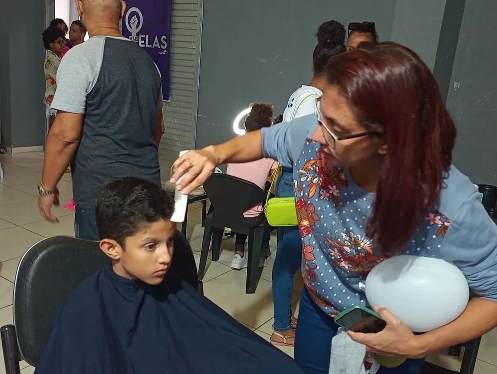 CUFA_Brasil's tweet photo. e outros.
O nosso agradecimento aos voluntários da ação que se doaram para tornar esse dia tão bonito.
@mulheresdacufa
#DiaDaFavela #favela #cufaes #cufa #eliziáriorangel #cultura #arte #beleza #globo https://t.co/5CtqdwVQJj