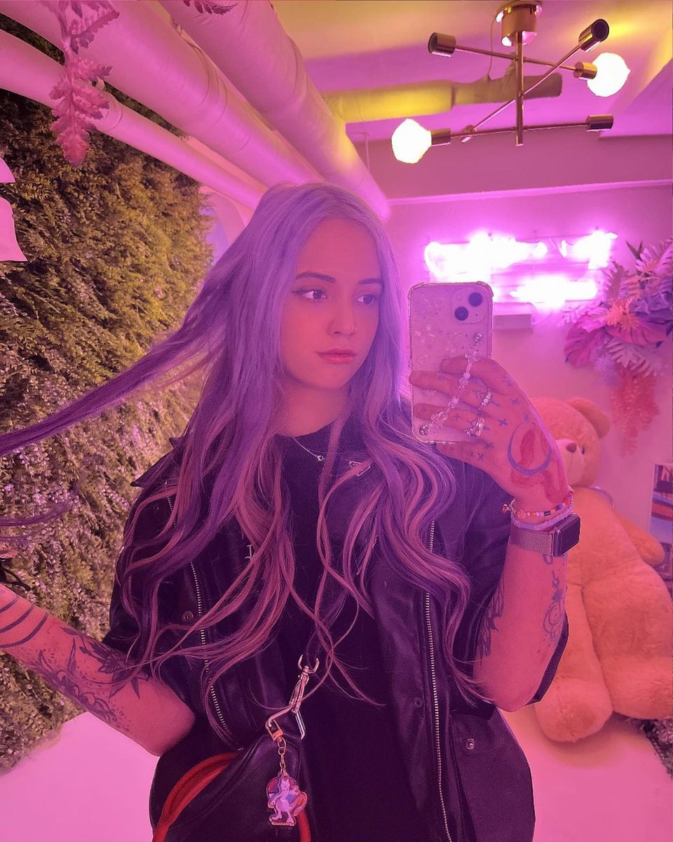 Some of our Ambassadors 📸

🦩 Inhye Choi
😈 Ashley Marie
🖤 Tao

#Superwall #TheFutureIsHere #Web3Entertainment