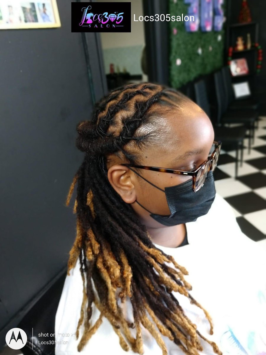 QuietGirl1992's tweet photo. I love my Locs Style!! Hang Time is serious…okkkk!!!! #LocsStyle #Locs #NextMonthWillBeFourYearsSinceIStartedMyLocsJourney https://t.co/VWgZB7P50h
