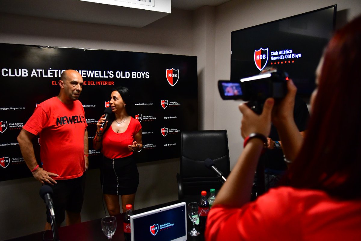 LaLepra_Tv's tweet image. Más sobre la conferencia de presentación de Gabriel Heinze. No te lo pierdas este fin de semana por @SomosRosarioOK 
#ConferenciaHeinze #GabrielHeinze #Newells