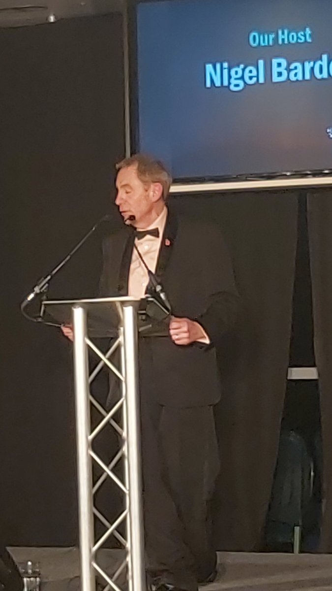 Having fun with <a href="/TigerSheds/">Tiger Sheds</a> &amp; <a href="/twicefiredglass/">Kate Park</a> at @YHFBA2022 Yorkshire family business awards.