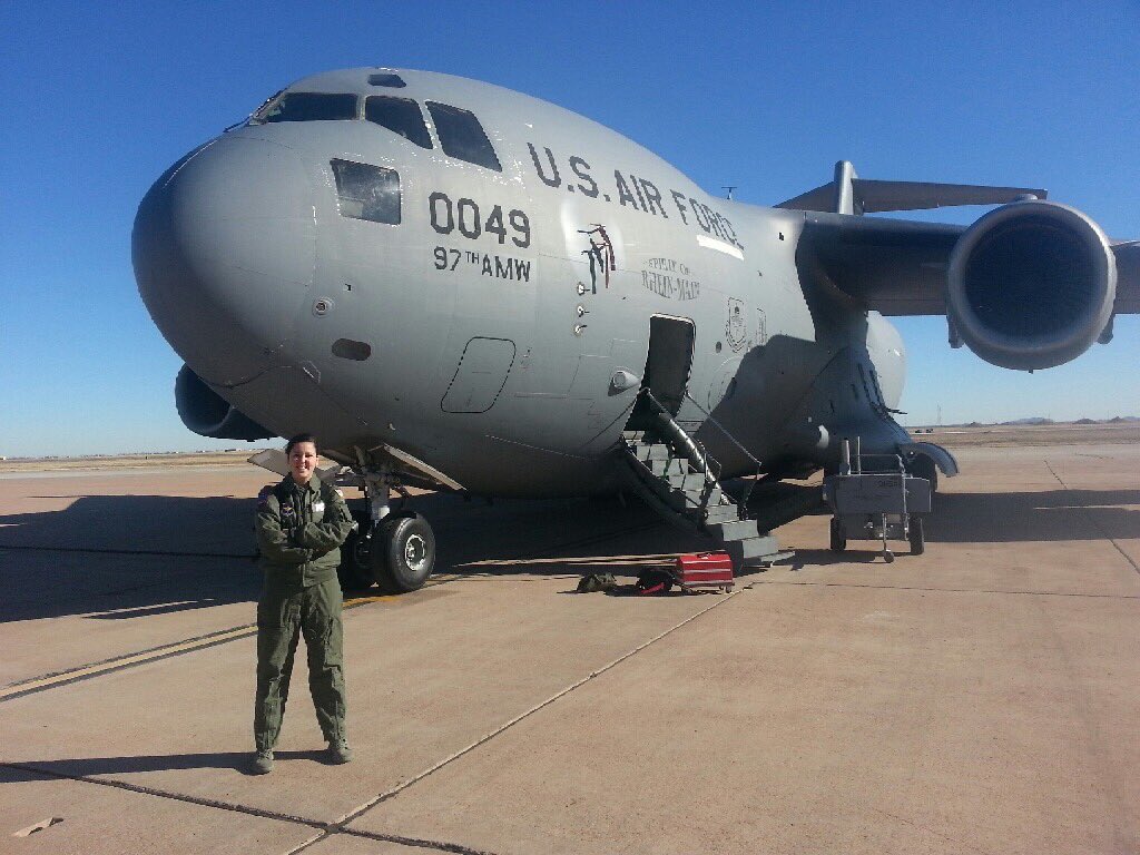 Happy Veterans Day 🇺🇸to all who serve &amp; served &amp; to a favorite one! So glad you got to share w/the students about the distinct Honor &amp; value of serving in the military! I love you Shandi Black💕 <a href="/onthebirdx/">Shandi B.</a> <a href="/DeannaLeake/">Deanna Leake</a> <a href="/CBElementary/">CB Elementary School</a>