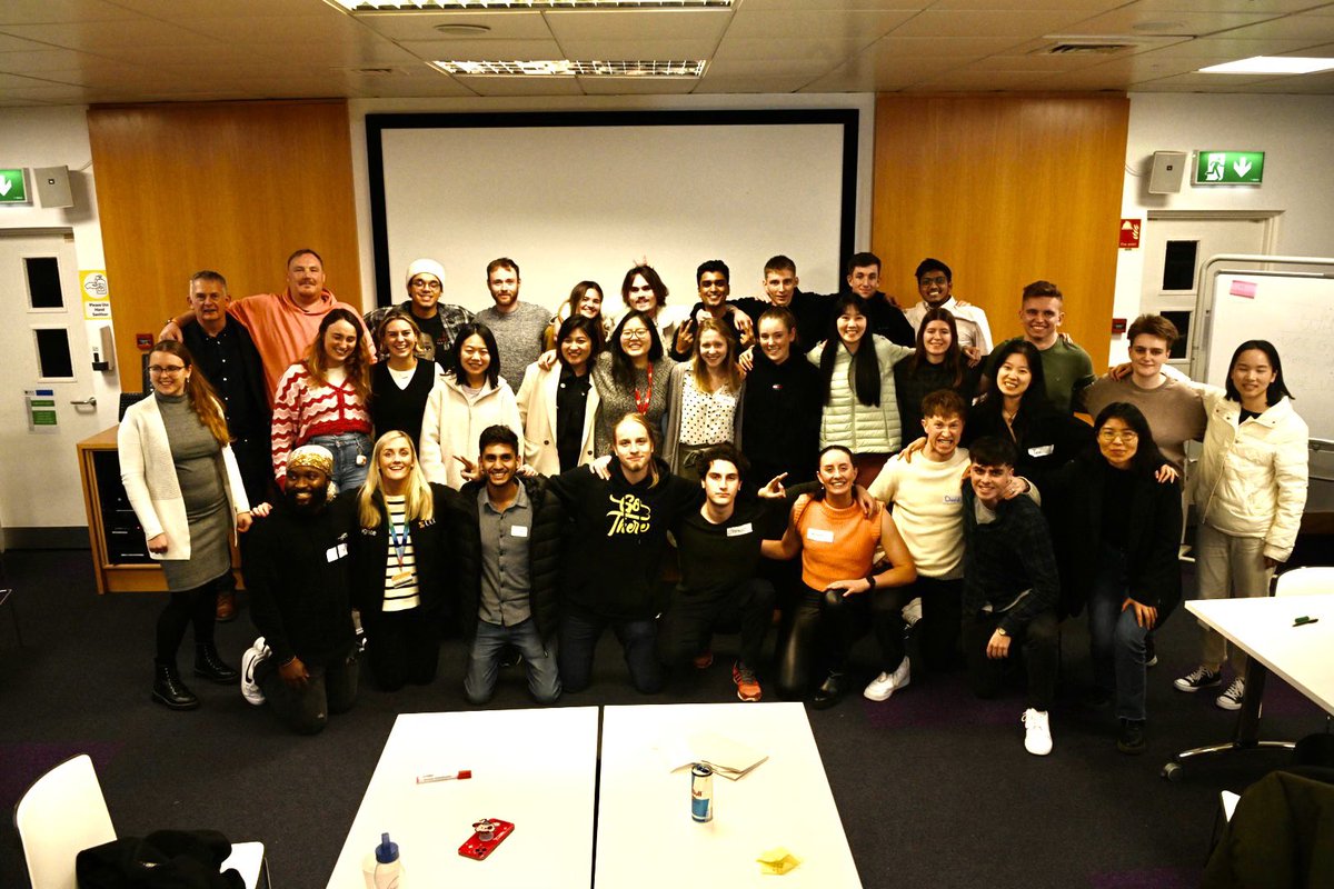 And that’s a wrap 🙌🏼🙌🏼 IDEAS FOR IMPACT Autumn is complete - what a day! 12 hours, 30+ participants, 8 x teams with 8 x innovative ideas and two winners 👏🏼👏🏼😊 <a href="/CGDUCC/">Centre for Global Development UCC</a> #strategicdesignUCC