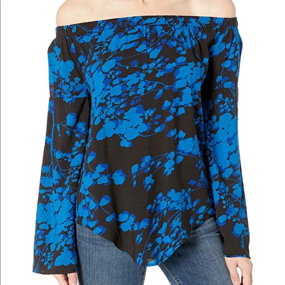 brie_frith's tweet photo. So good I had to share! Check out all the items I'm loving on @Poshmarkapp #poshmark #fashion #style #shopmycloset #jameserin #wetseal: https://t.co/xa2bprKNgF https://t.co/LIj5Sj9BGF