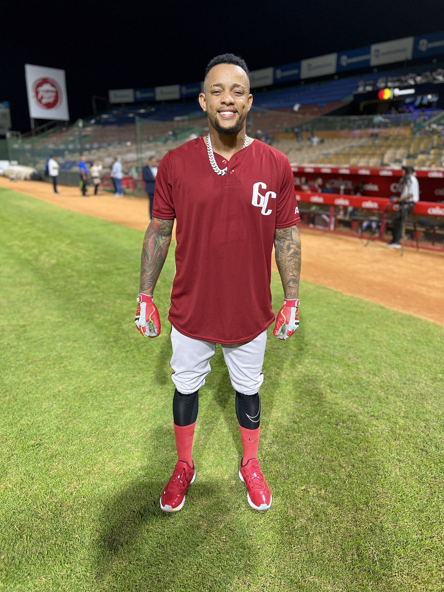 Gigantes del Cibao ® on Twitter "Miren quien está practicando con